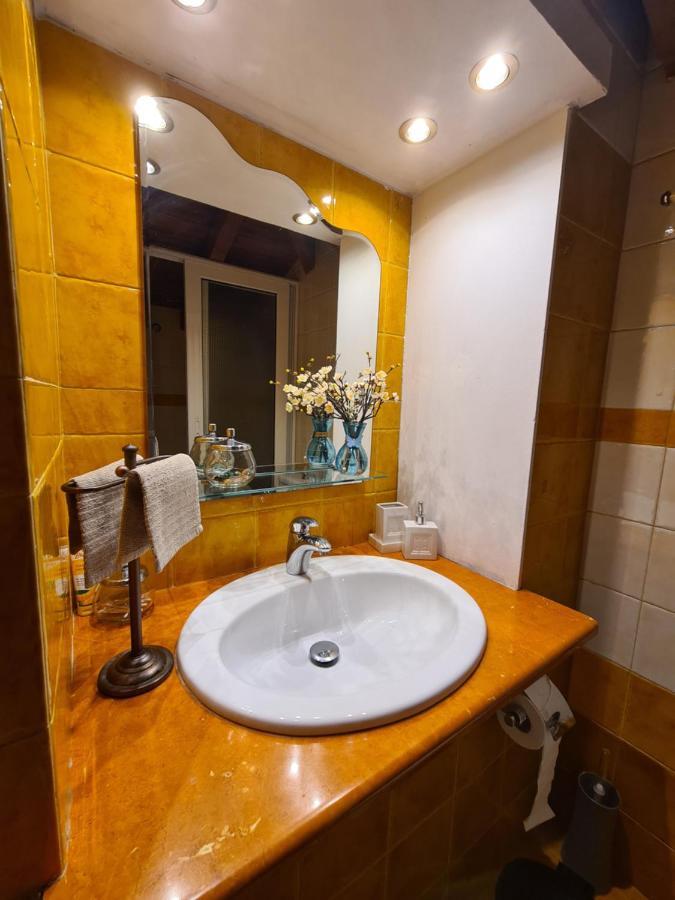 Semelia'S Guest House สปาตา ภายนอก รูปภาพ